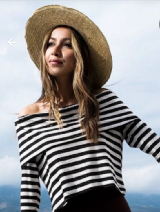 just polly Tops - Black and White Striped Off-Shoulder Top